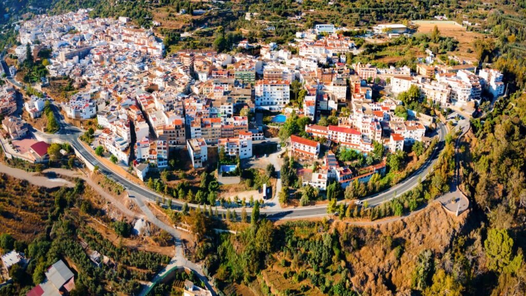 Favor permanecer vivo’: a lei inusitada que proíbe mortes em fins de semana em cidade espanhola