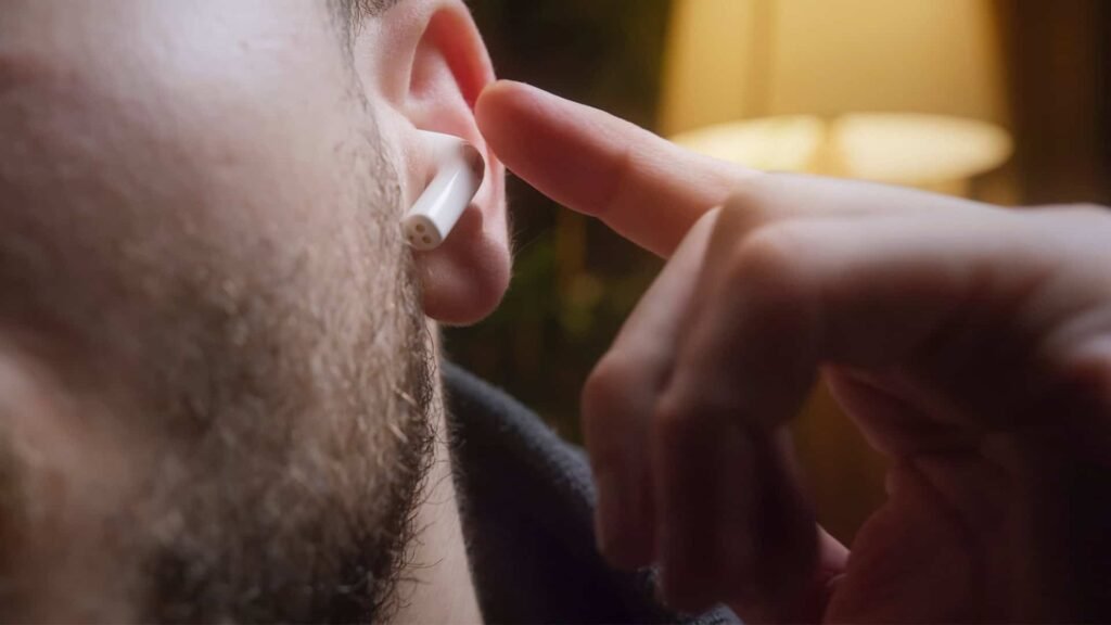 Fones Bluetooth causam nódulos na tireoide? O que a ciência realmente diz