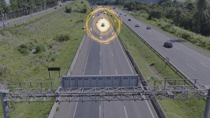 Radar com IA: A tecnologia que já multa celular e falta de cinto