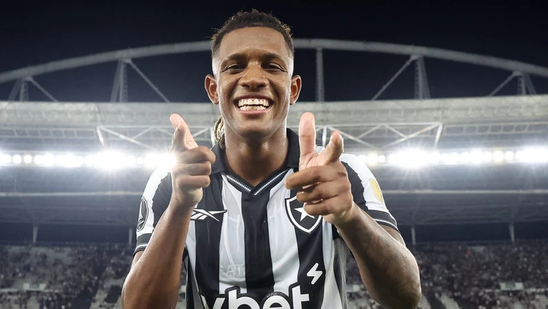 Estafe de Danilo, do Botafogo, vive expectativa por convocação para a Seleção Brasileira, revela comentarista