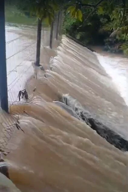 Cheia em rio interrompe abastecimento de água em três cidades no interior do RN; entenda