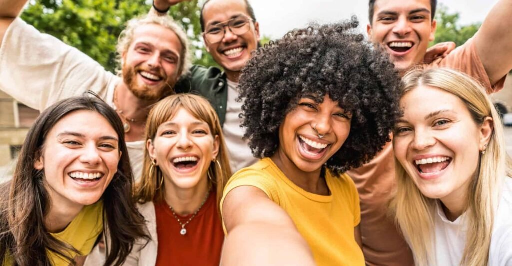 Para a pergunta de quais são os anos mais infelizes de nossa vida, a ciência tem a resposta (e é diferente para a geração Z)