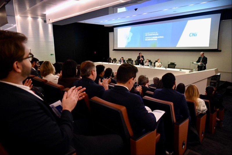 Mesmo em ano eleitoral, indústria vê janela para aprovação de pautas estratégicas