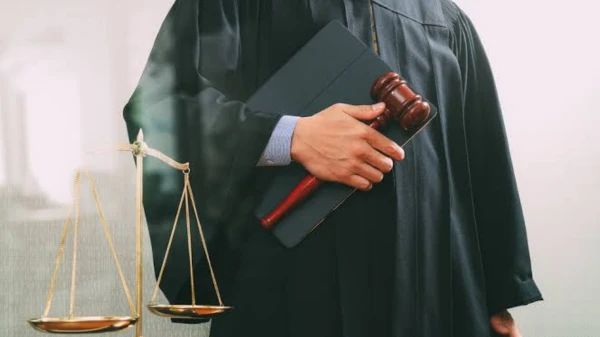 5 dos ‘penduricalhos’ mais inacreditáveis do funcionalismo brasileiro