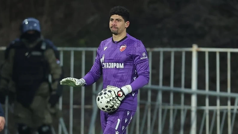 Botafogo negocia contratação de goleiro Matheus Magalhães, do Estrela Vermelha