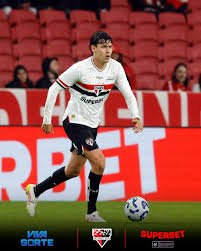 São Paulo aceita proposta e topa liberar zagueiro Ferraresi ao Botafogo