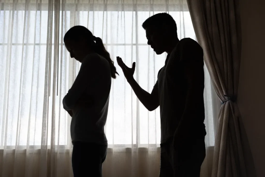 A cada 24h, 12 mulheres foram vítimas de violência em 2025, diz estudo