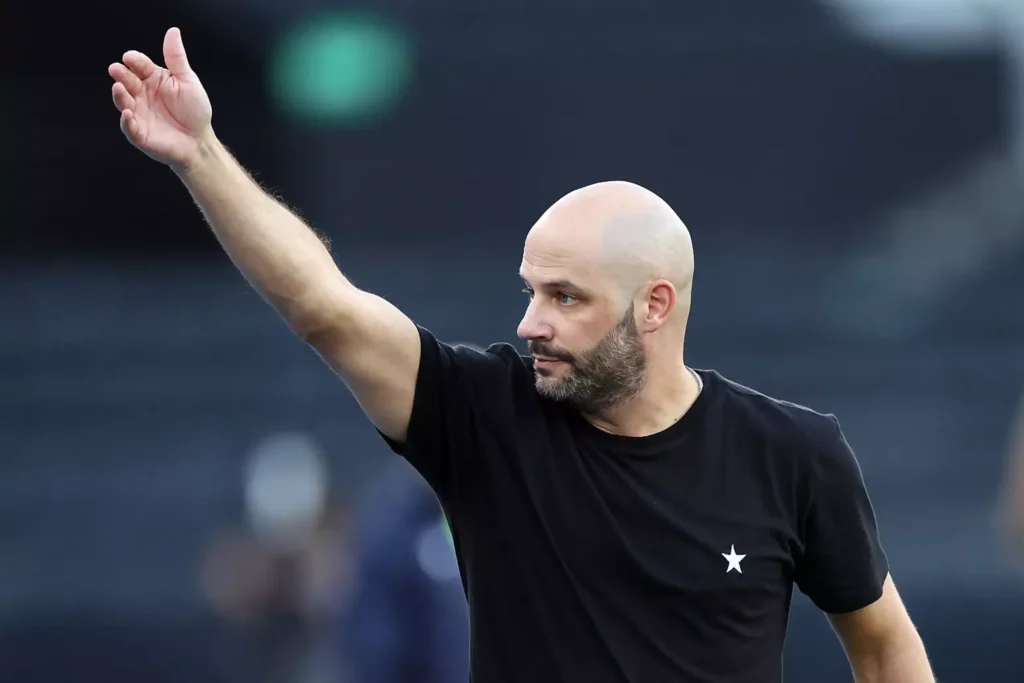 “Temos que fazer mais gols”: Franclim Carvalho analisa volume ofensivo após empate