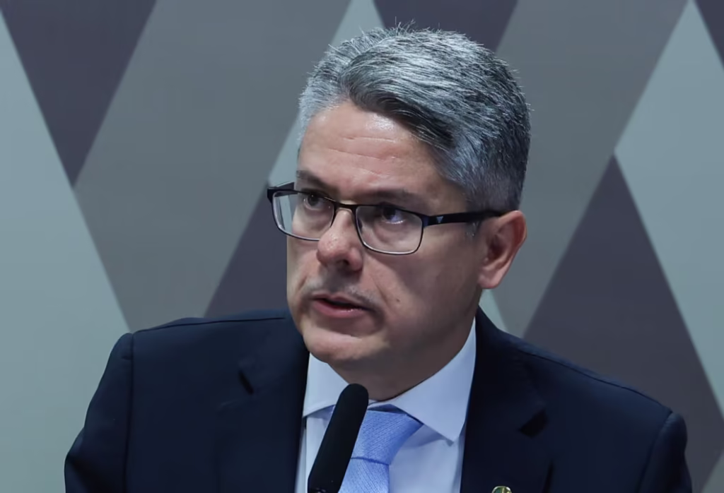 “Não há negativa de fatos, há apenas ataques”, diz Vieira sobre falas de ministros