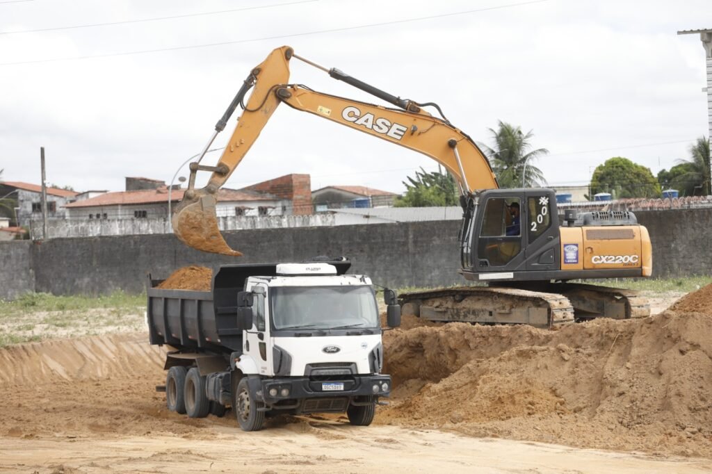 Obras do Hospital Metropolitano continuarm sem alteração