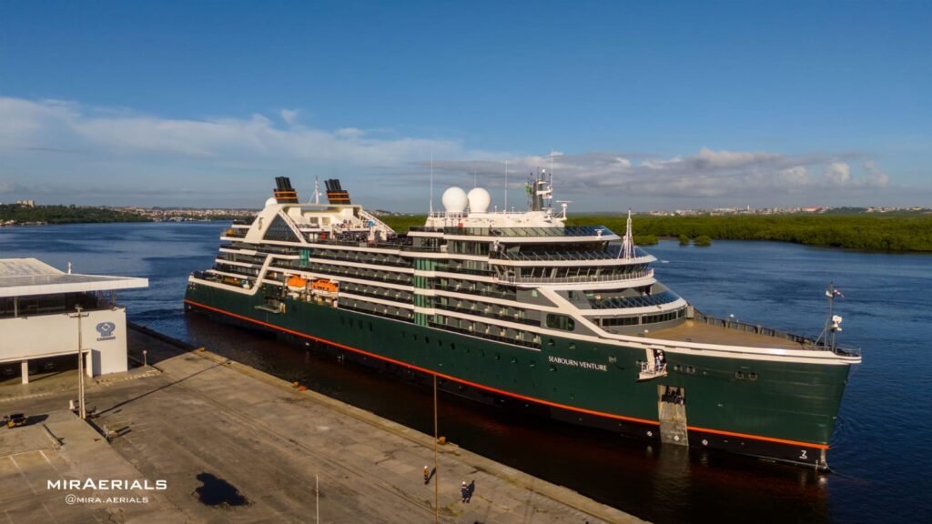 Porto de Natal recebe pela segunda vez o cruzeiro Seabourn Venture