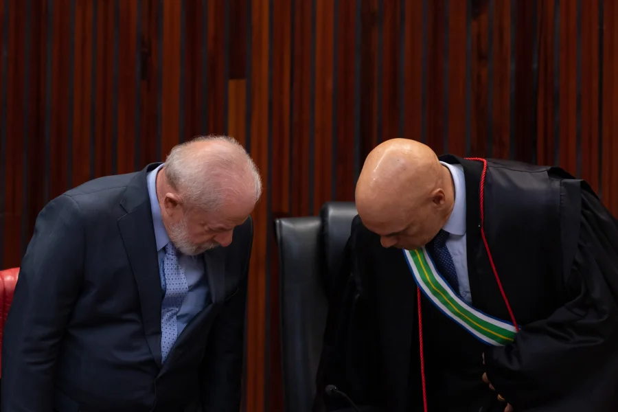 Lula larga a mão de Moraes e acerta moralmente por interesse eleitoral