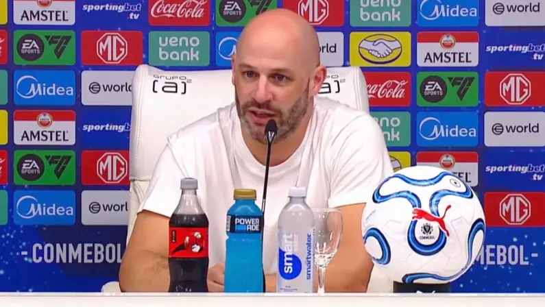 Franclim Carvalho vibra em primeiro triunfo no Botafogo e diz: ‘Satisfeito pela vitória, mas temos muito trabalho pela frente. Temos que melhorar muito’