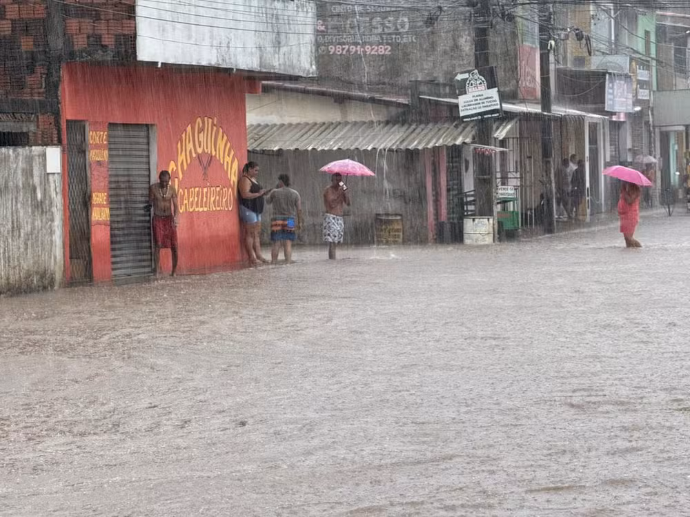 Natal registra mais de 130 mm de chuva em 24 horas