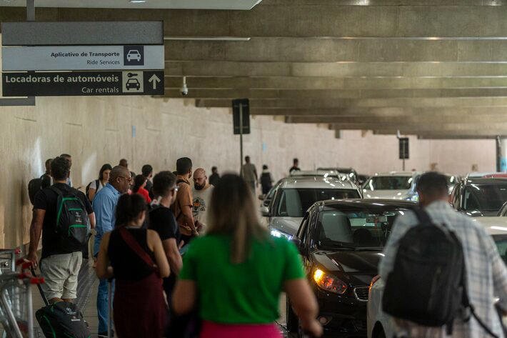Pesquisa revela qual é o maior medo dos passageiros de carros de aplicativo no Brasil