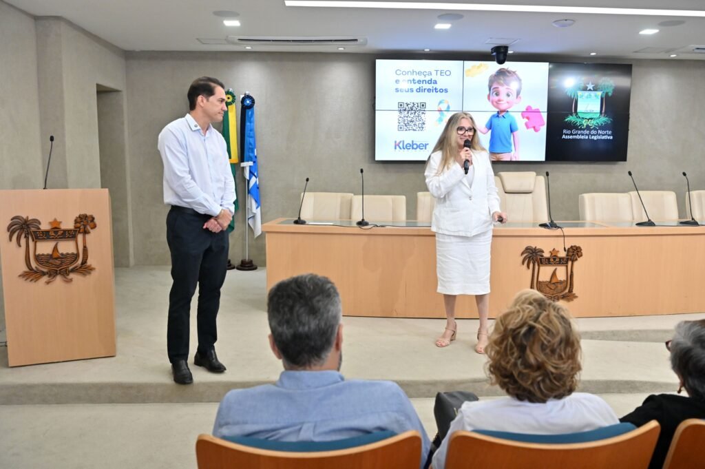 Legislativo promove debate sobre capacitação e inclusão de pessoas com autismo