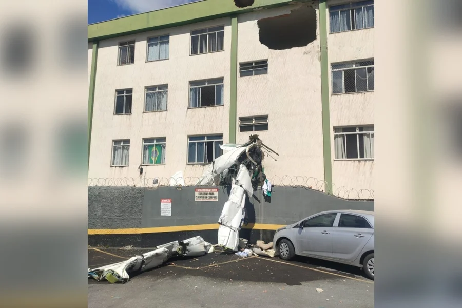 Duas pessoas desembarcaram antes de decolagem de avião que caiu em BH