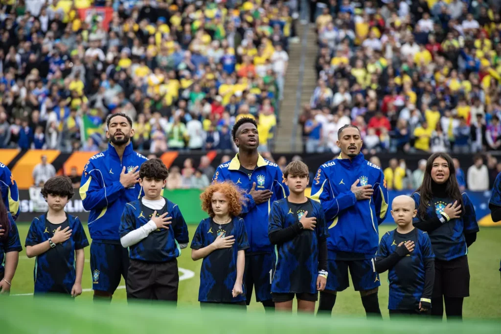 Confiança na Seleção cai, e maioria vê jogadores sem compromisso e com foco no dinheiro, aponta pesquisa