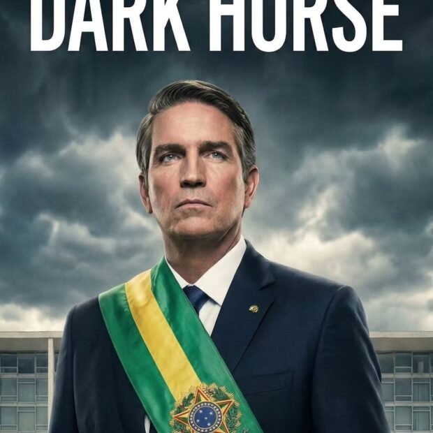 Produtora esclarece financiamento de filme sobre Bolsonaro e nega ligação com Daniel Vorcaro