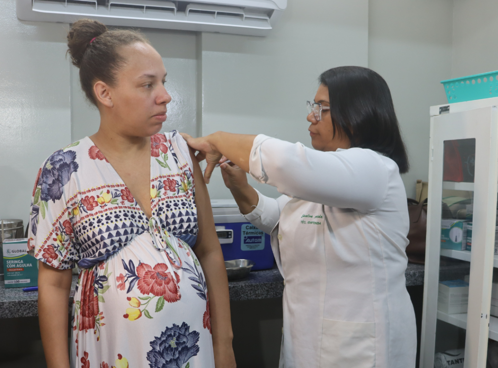 SMS Natal divulga locais de vacinação contra Covid-19 para adultos