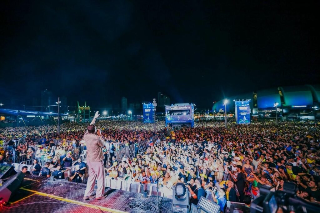 Vitória da Seleção Brasileira e shows nacionais marcam noite do São João de Natal