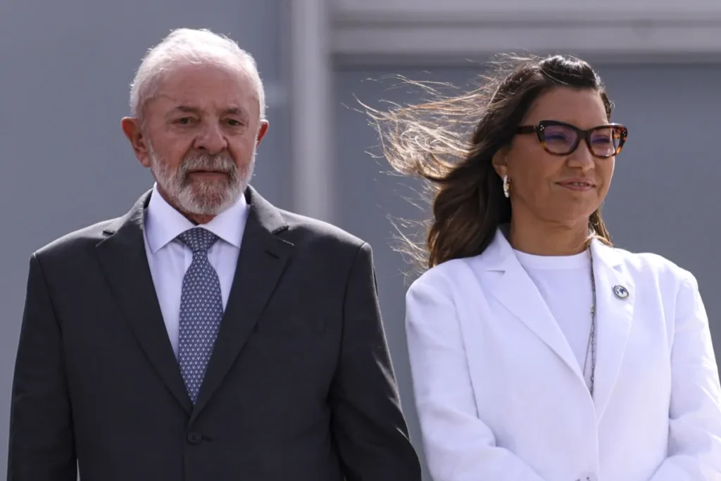PoderData: 52% de quem conhece Janja desaprova sua participação no governo
