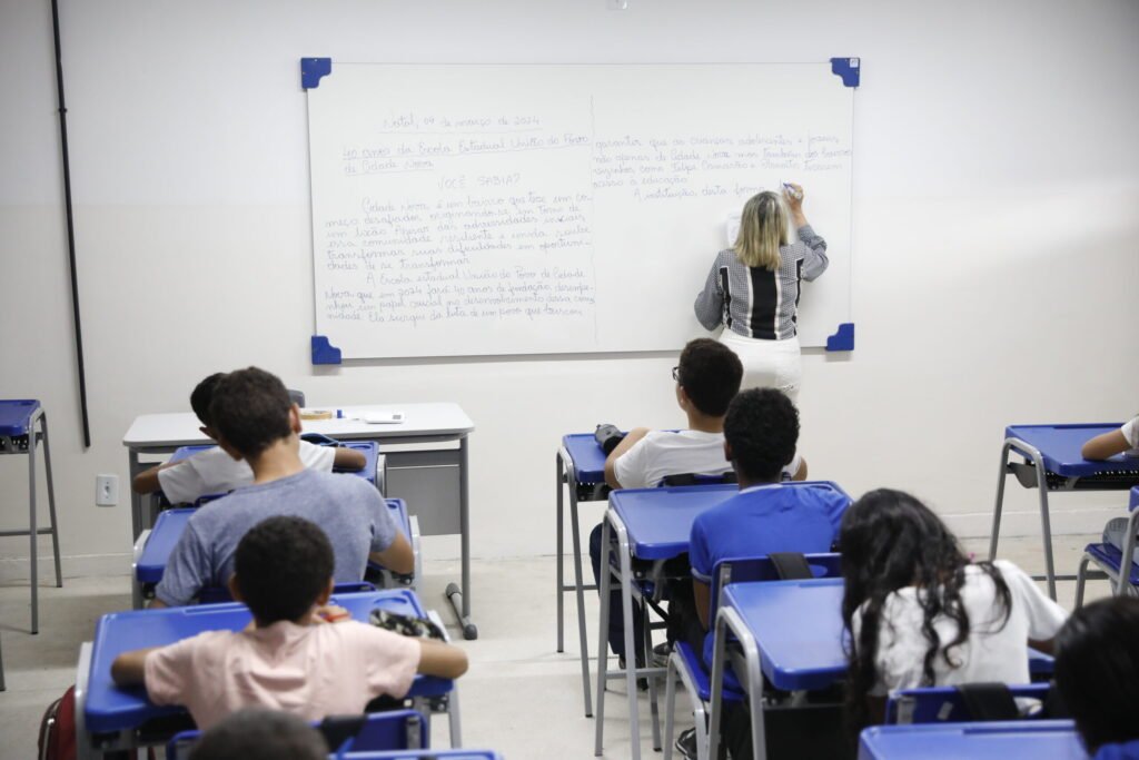 As unidades da federação com maior taxa de reprovados, segundo Censo Escolar