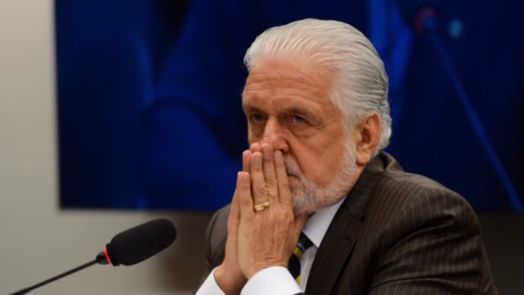 Jaques Wagner deixa liderança do governo no Senado