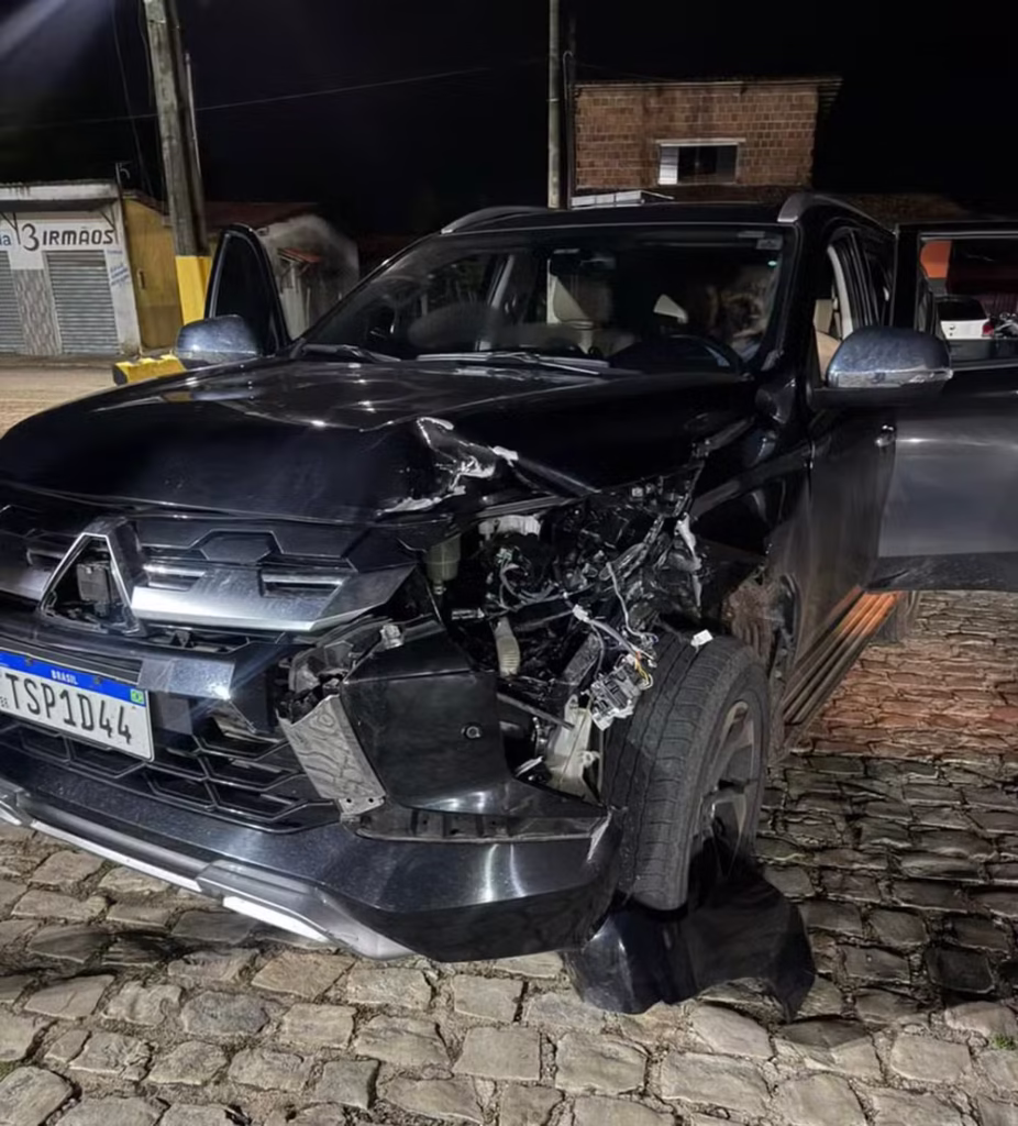 Prefeita de Pau dos Ferros sofre acidente na BR-101