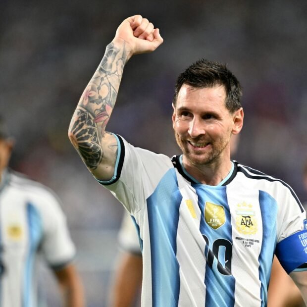 Argentina sofre para bater Cabo Verde na prorrogação (3-2) e vai às oitavas da Copa