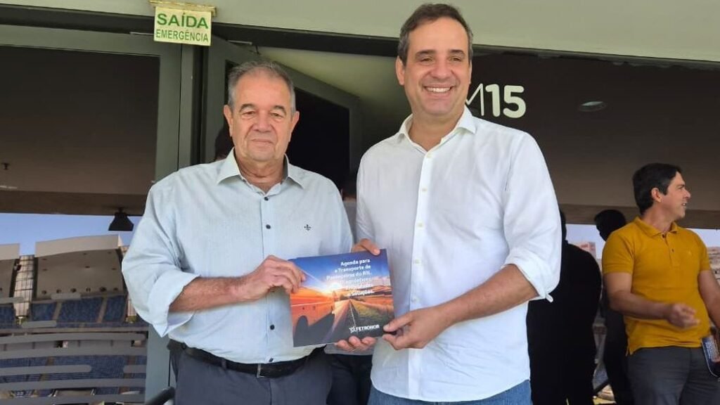 Fetronor entrega agenda do transporte a candidatos e cobra medidas para recuperar setor