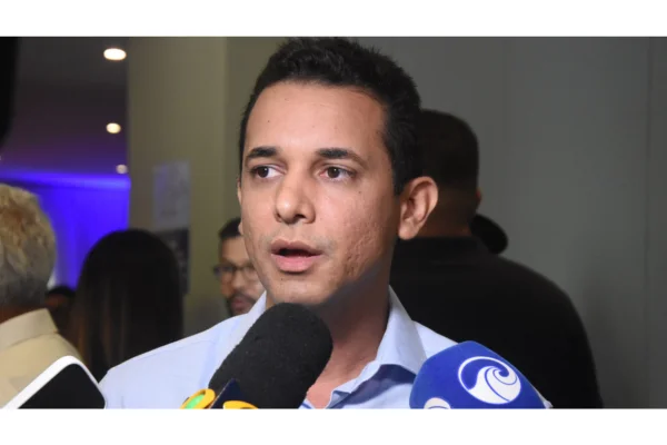 Auditoria do TCE dá nota zero para Allyson Bezerra em transparência
