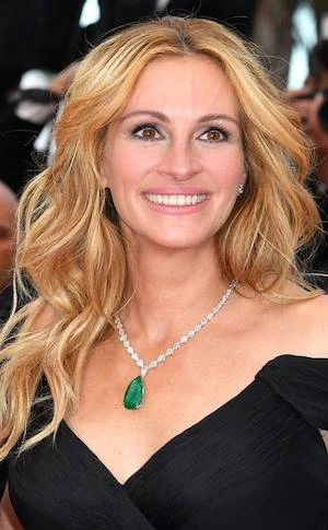 Julia Roberts: “Fui muito criticada durante anos por não beijar Denzel naquele filme”