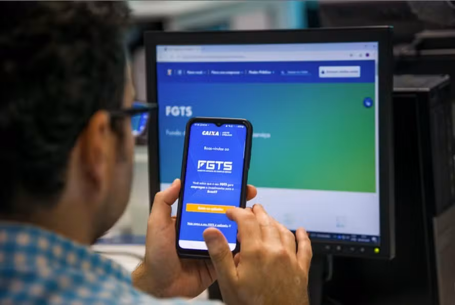 Conselho do FGTS aprova distribuição de R$ 13 bi entre trabalhadores. Calcule quanto vai para sua conta