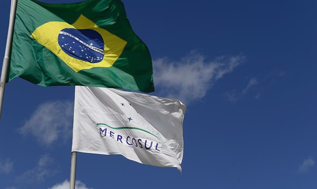 Avanço da direita na América do Sul pode influenciar eleição brasileira, dizem analistas