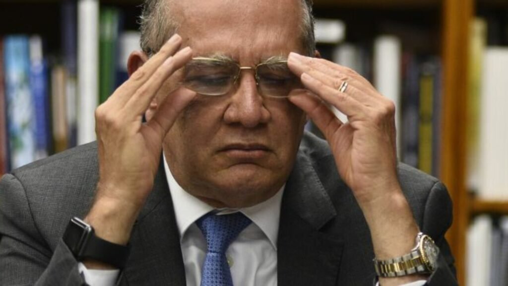 Gilmar Mendes afirma que senador que prometer impeachment de ministro do STF enfrentará enormes dificuldades