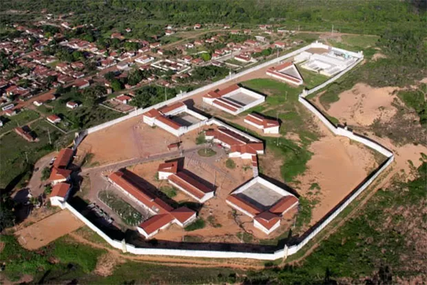Policiais penais descobrem buraco e impedem nova tentativa de fuga em Alcaçuz