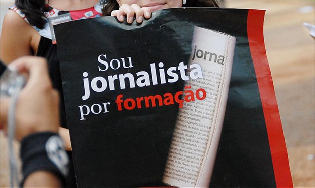 Alexandre de Moraes propõe volta do diploma para jornalista
