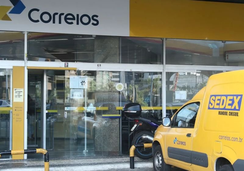 Brasileiros já podem comprar em lojas do Paraguai e receber pelos Correios; nem tudo vale a pena