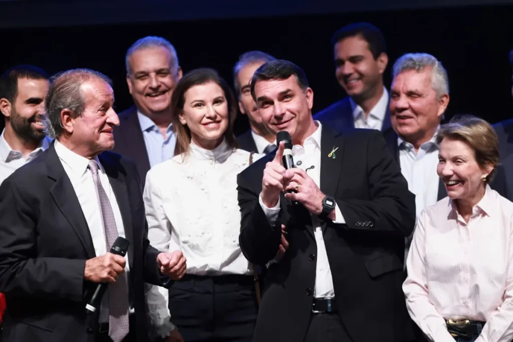 “Neutra”, União Progressista coliga com PL em 10 estados e com PT em 3