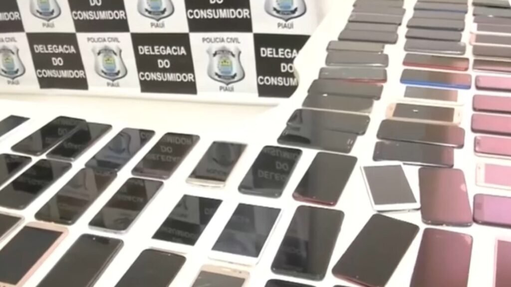 Polícia poderá verificar se celular é roubado durante blitz; saiba como vai funcionar