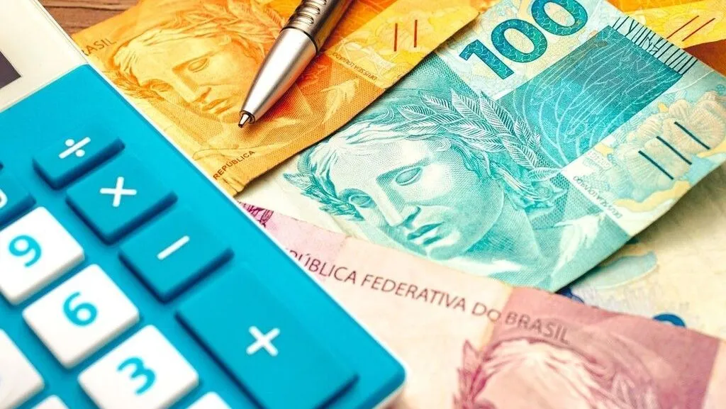 Endividamento recorde e juro elevado preocupam setores da economia