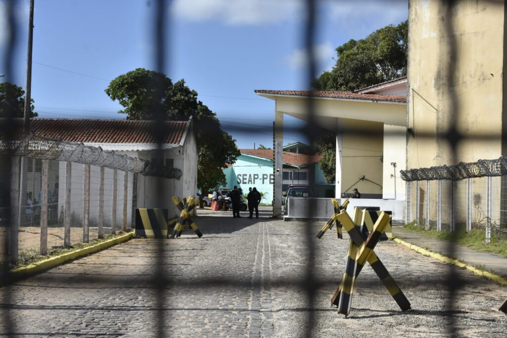 Por falta de efetivo, presos fazem papel de carcereiros em Alcaçuz, aponta relatório da Seap