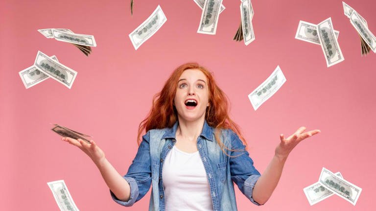 O que significa sonhar com dinheiro? Entenda o que esse sonho pode revelar