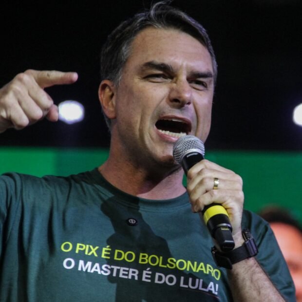 No 2º turno, Flávio tem 47,2% e Lula 46,8%, empatados tecnicamente, aponta Atlas/Bloomberg