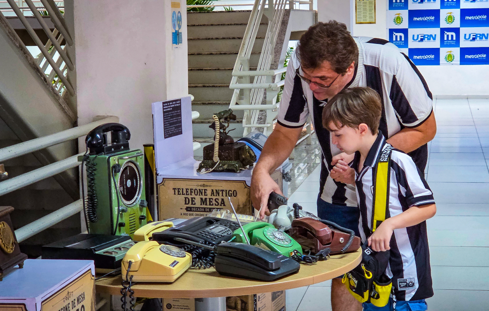 Exposição de equipamentos eletrônicos antigos no IMD é prorrogada até 30 de setembro