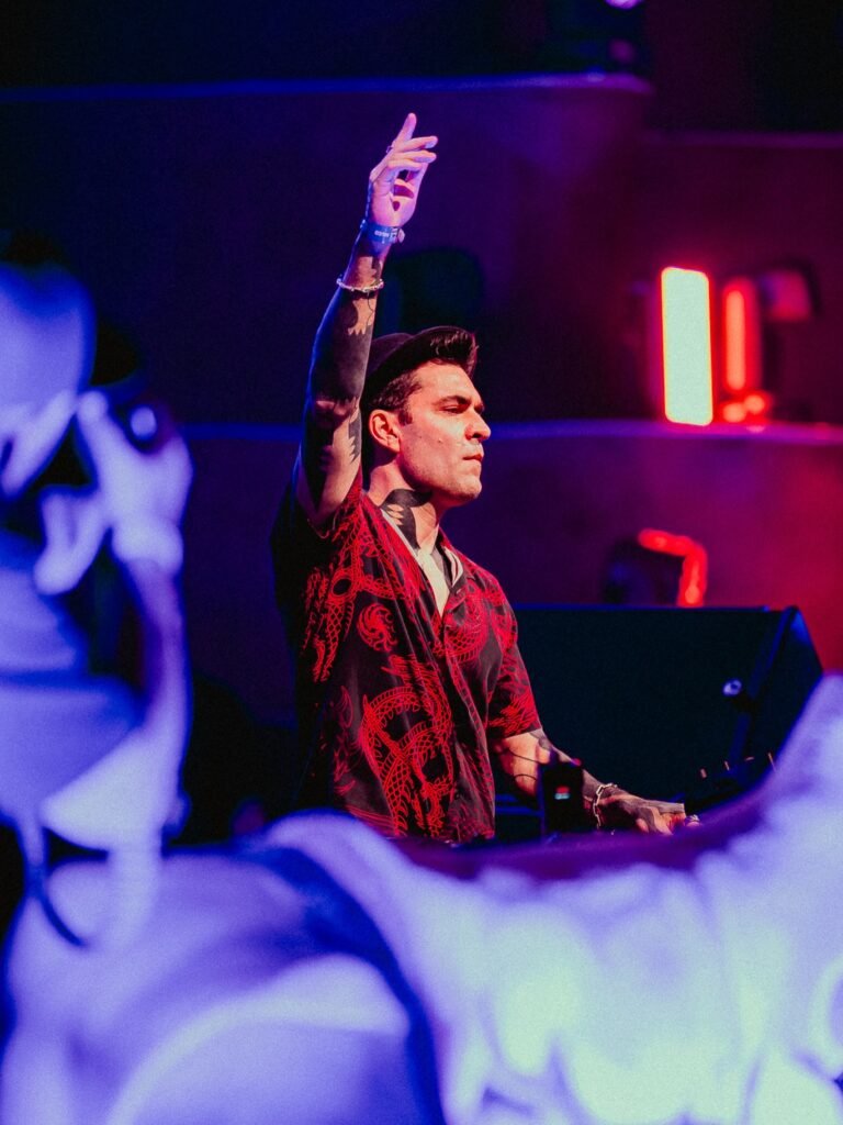Natal Experience confirma Gabe e Sighter para noite de música eletrônica na Via Costeira