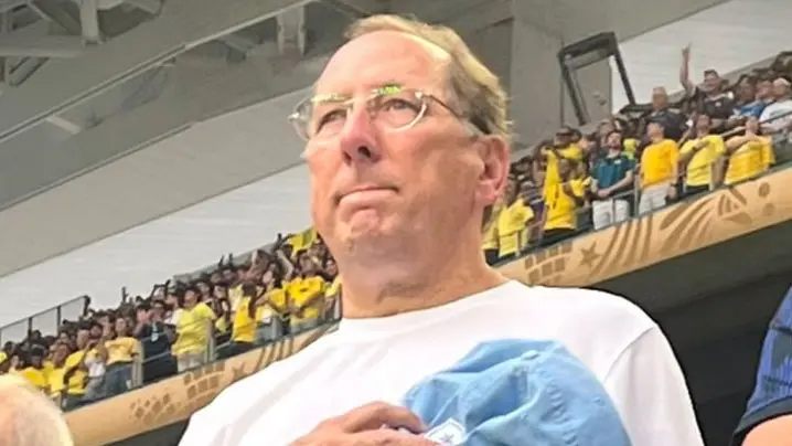 John Textor diz que dívida real da SAF Botafogo é R$ 2 bilhões e contesta: ‘Não está claro como saltou para R$ 3,5 bilhões desde que clube social assumiu’