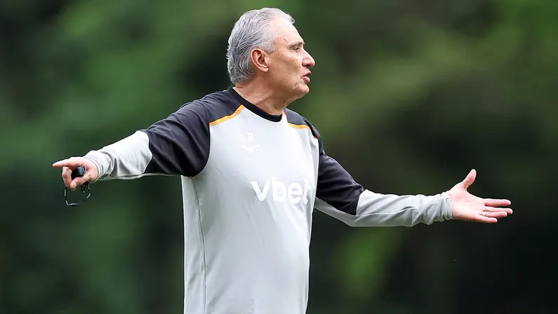Tite deve promover retornos de Ferraresi e Medina ao Botafogo contra o Mirassol; veja provável escalação