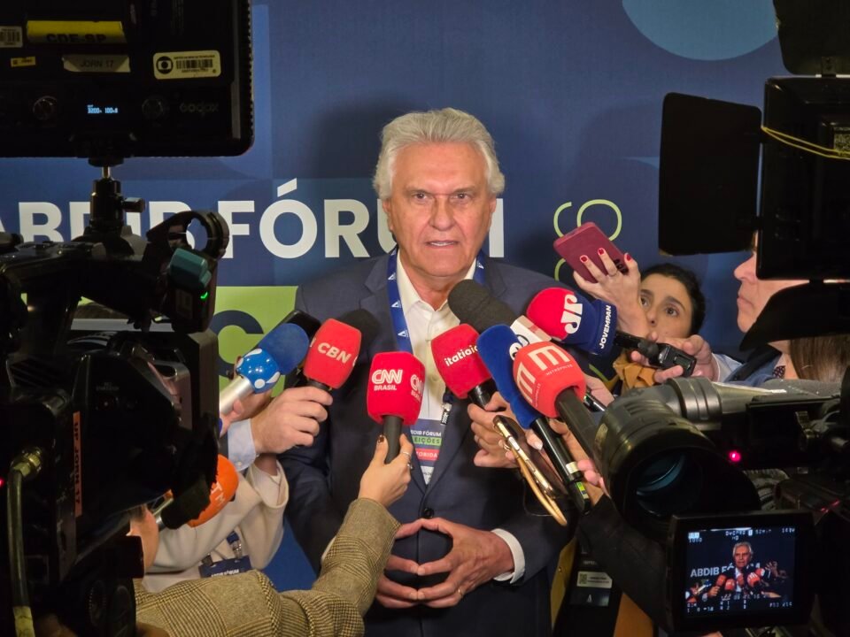 Caiado receberá Flávio em Goiânia para reunião